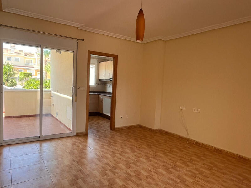 3 Schlafzimmer Stadthaus zu verkaufen