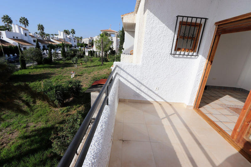 Apartment for sale in Villamartin, Alicante