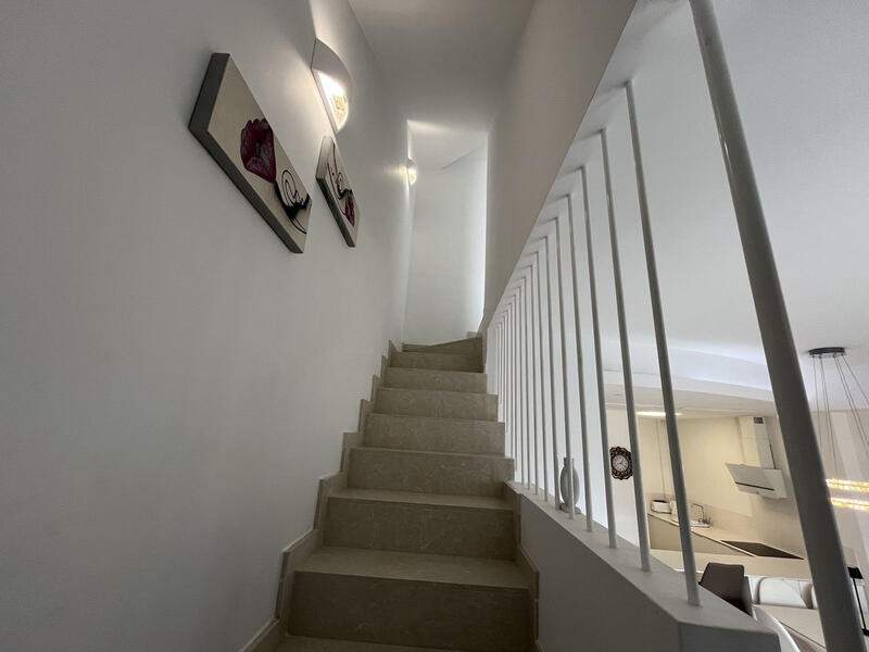 3 Schlafzimmer Stadthaus zu verkaufen