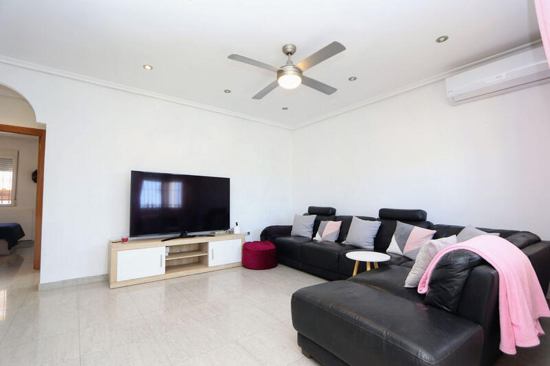 3 Cuarto Villa en venta