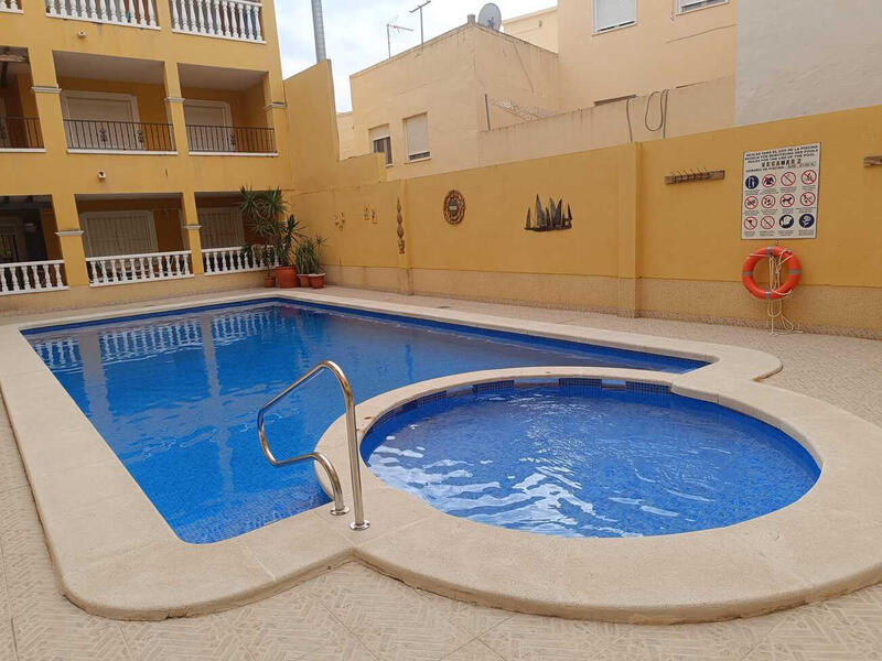Apartamento en venta en Rafal, Alicante