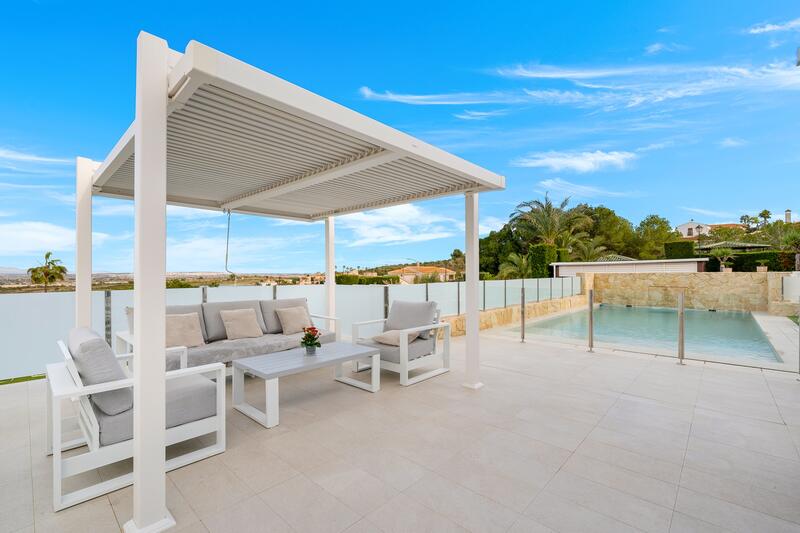 4 slaapkamer Villa Te koop 4 slaapkamer Villa Te koop