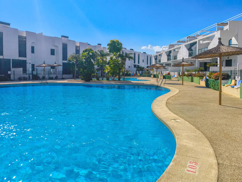 2 bedroom Apartment for sale