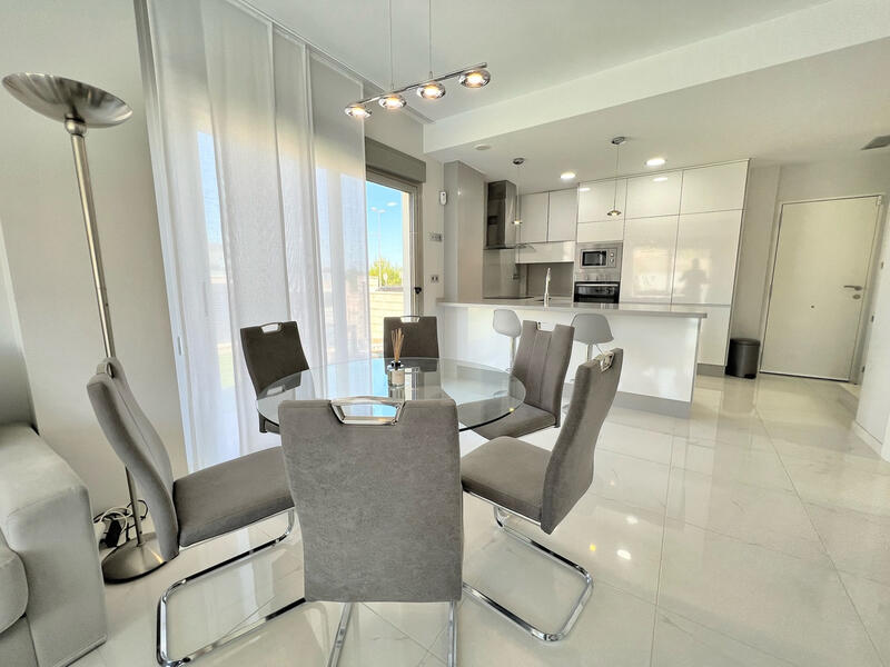 4 Schlafzimmer Villa zu verkaufen