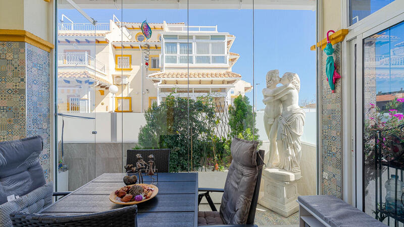 2 soveværelse Byhus til salg