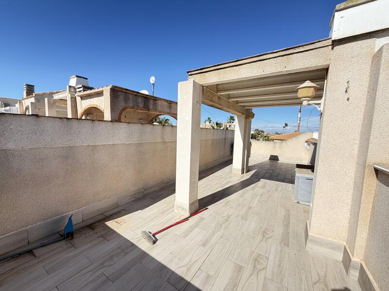 2 Cuarto Adosado en venta