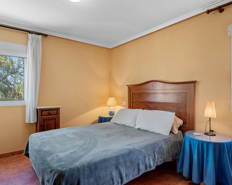 6 Schlafzimmer Landhaus zu verkaufen