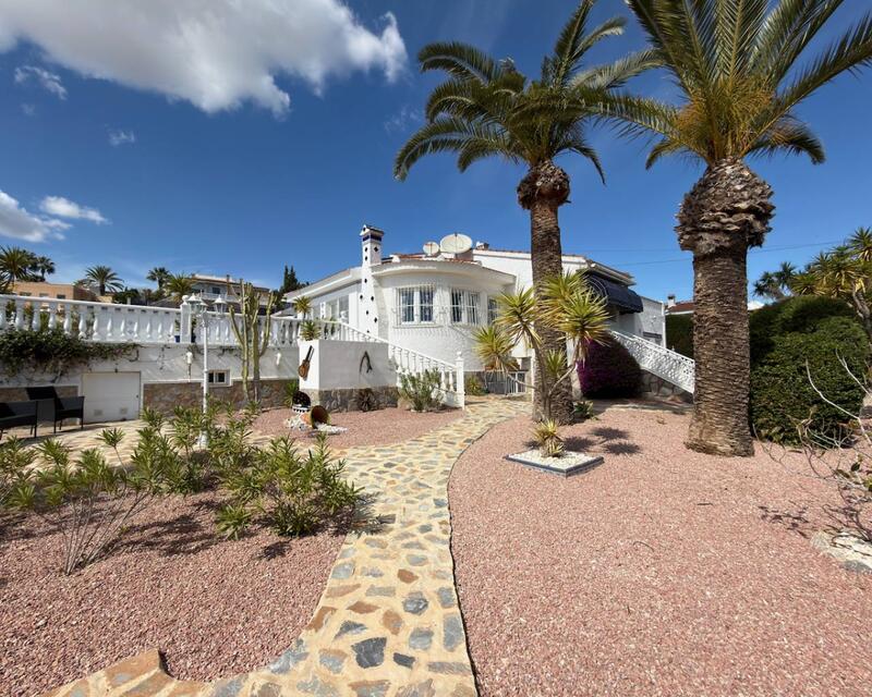 Villa til salg i Ciudad Quesada, Alicante