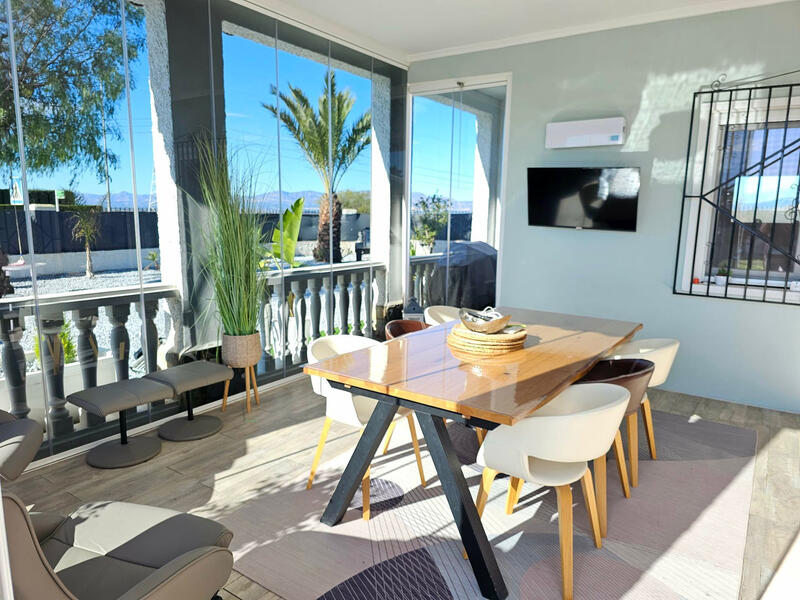 4 Schlafzimmer Villa zu verkaufen