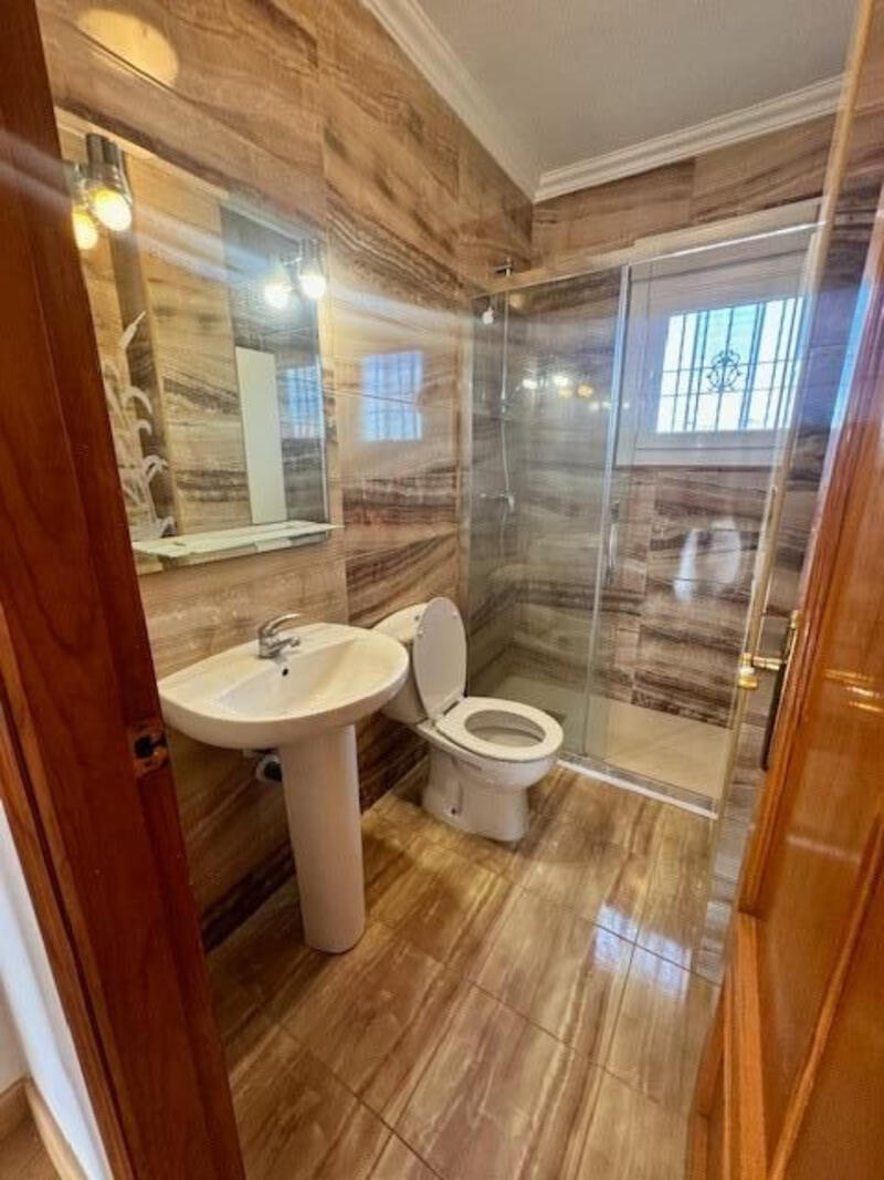 4 sovrum Villa till salu