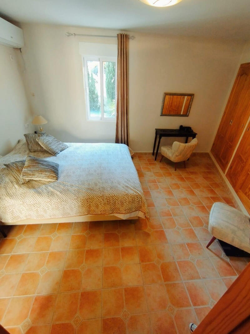 8 soveværelse Villa til salg