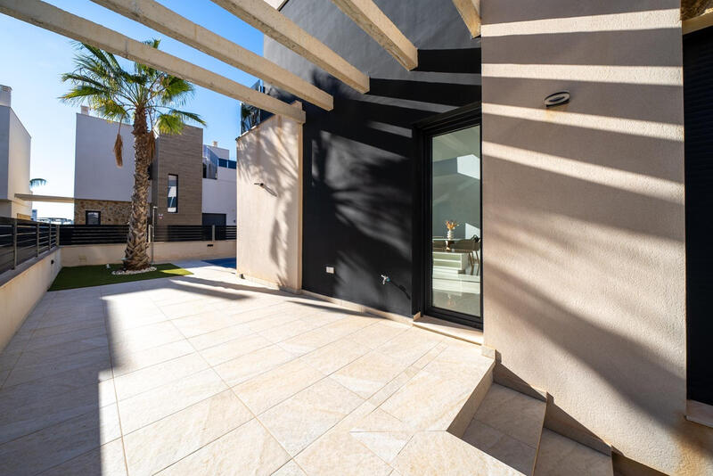 3 Cuarto Villa en venta