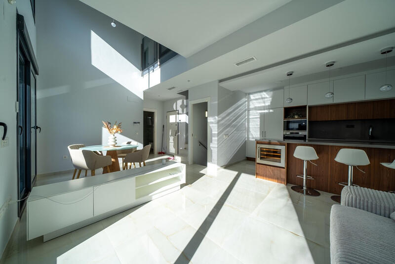 3 Cuarto Villa en venta