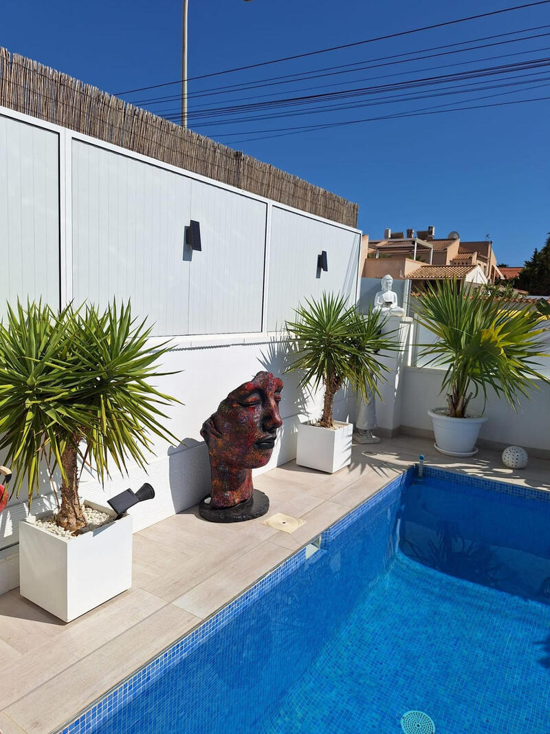 3 slaapkamer Villa Te koop