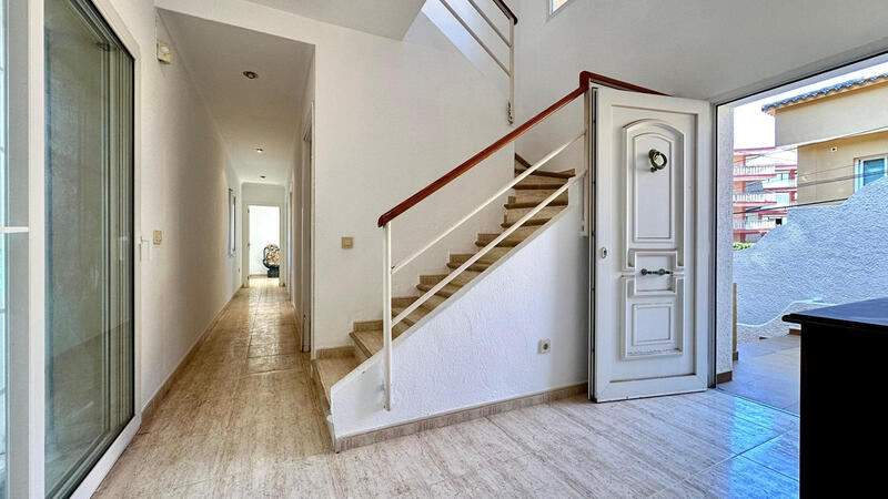 3 sovrum Villa till salu