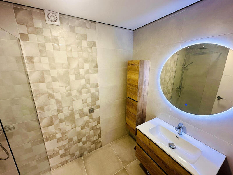 3 спальная комната квартира продается