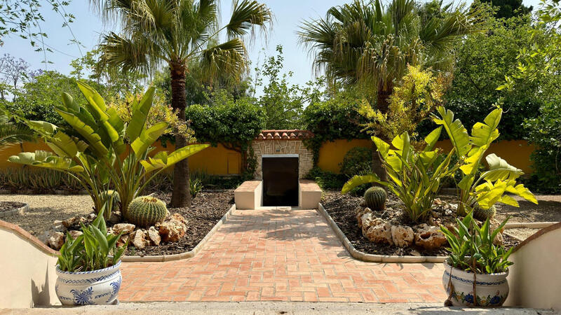 6 Cuarto Villa en venta