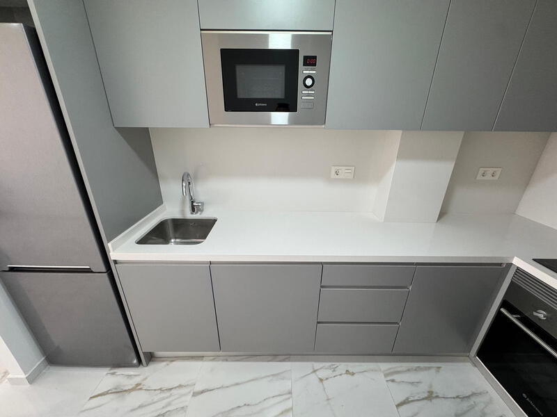 2 slaapkamer Appartement Te koop 2 slaapkamer Appartement Te koop