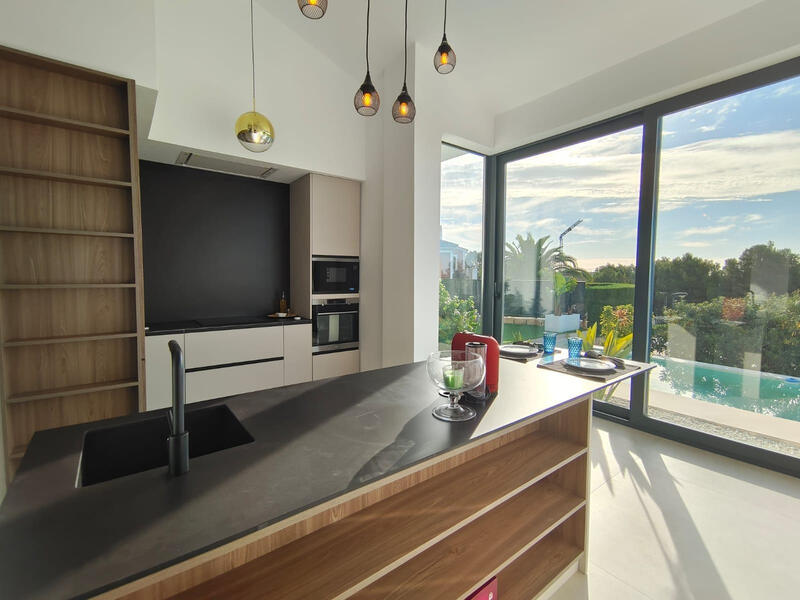 4 sovrum Villa till salu