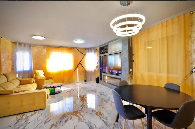 3 Cuarto Villa en venta