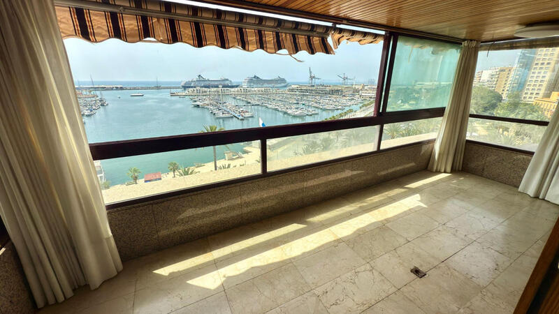 Apartment for sale in Alacant/Alicante, Alicante