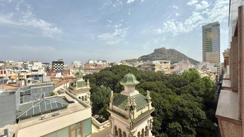 6 soverom Leilighet til salgs