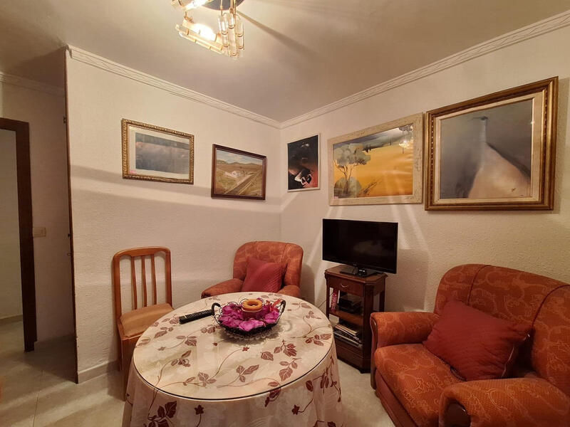 4 bedroom Apartment for sale