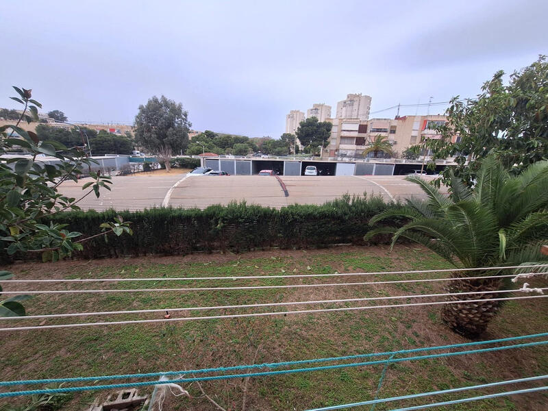 4 bedroom Apartment for sale