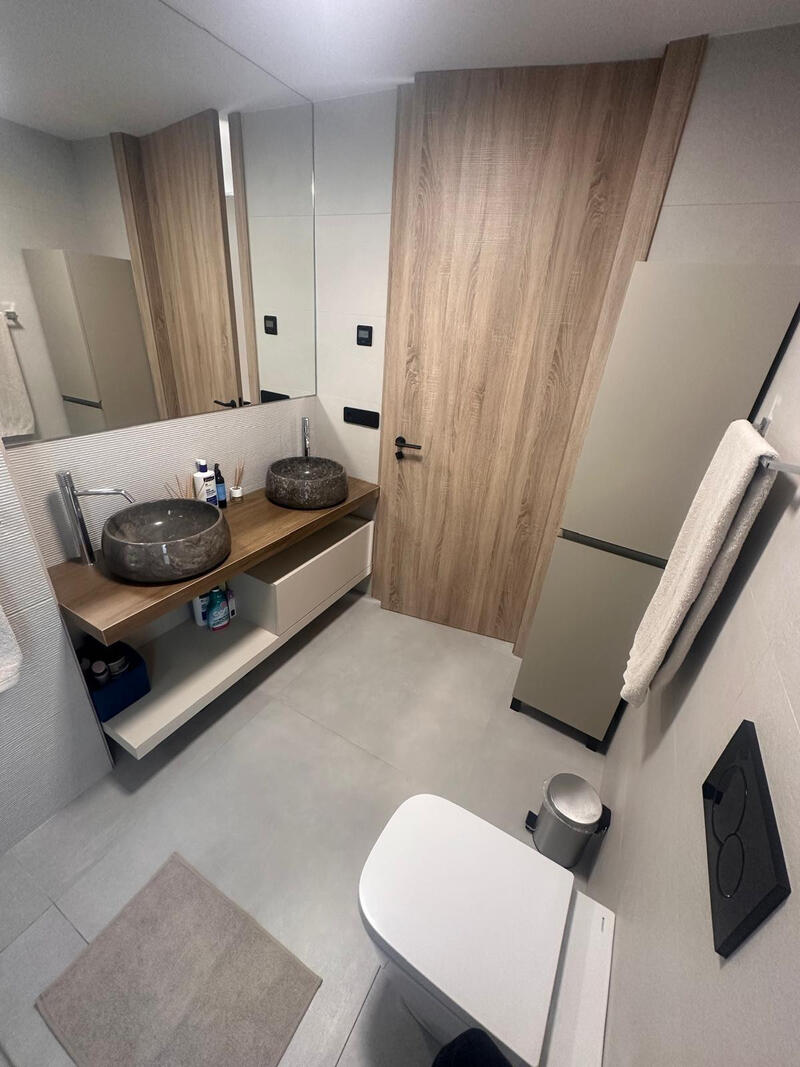 4 спальная комната вилла продается