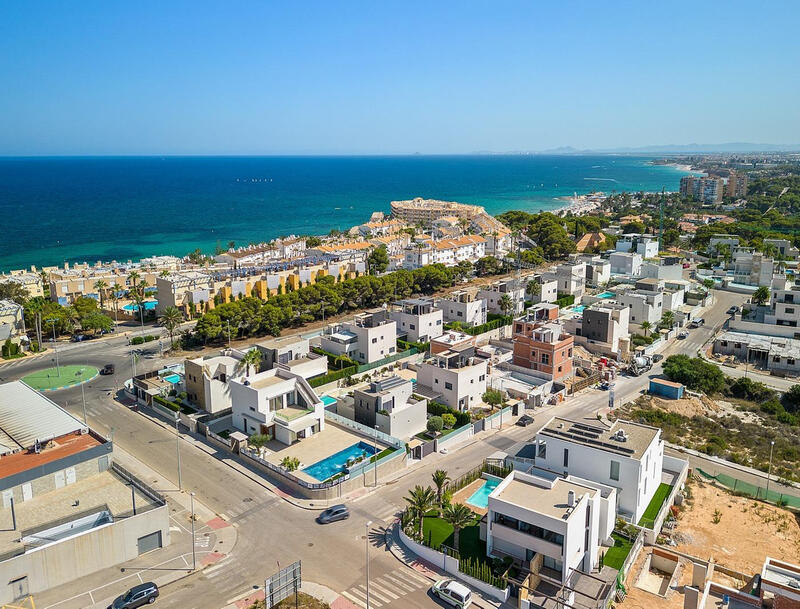 3 Cuarto Villa en venta