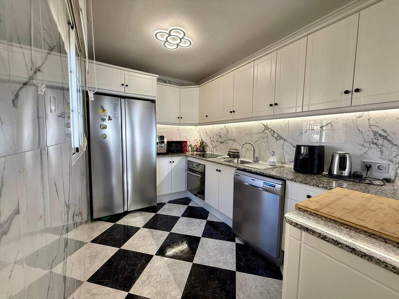 4 bedroom Villa for sale