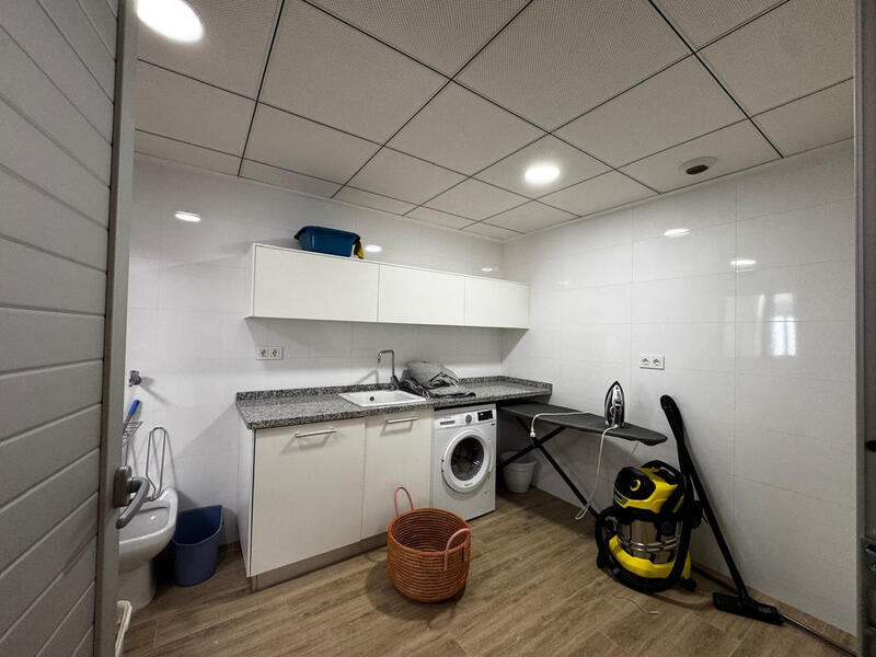 4 Cuarto Villa en venta