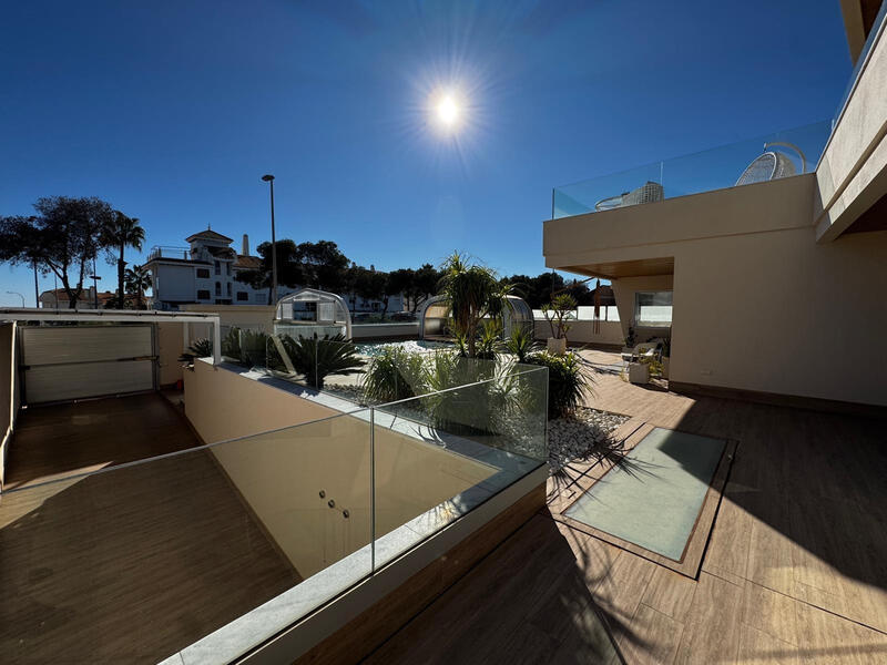 4 Cuarto Villa en venta