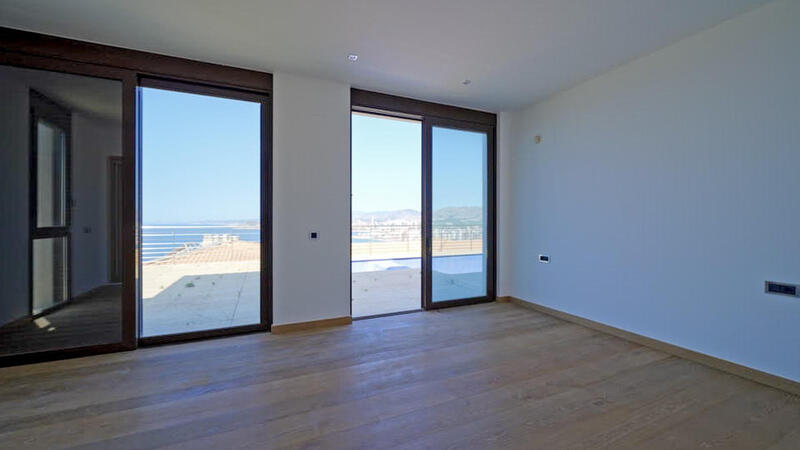 4 bedroom Villa for sale