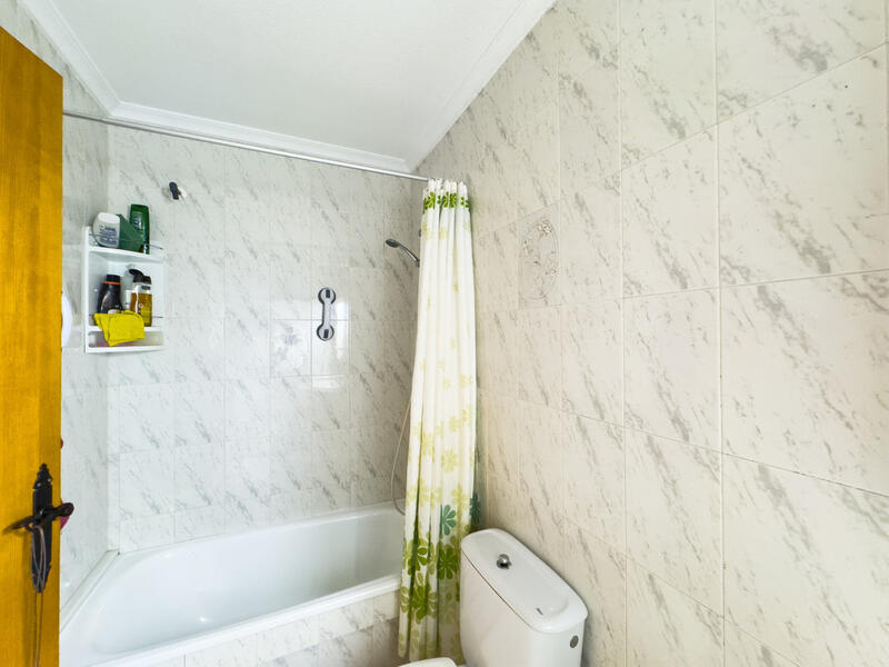 2 slaapkamer Appartement Te koop