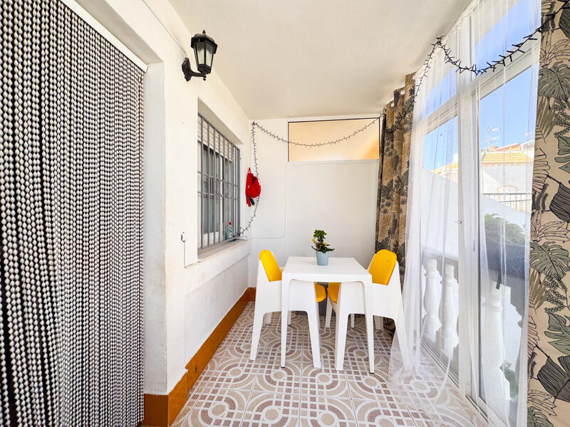 3 bedroom Townhouse for sale