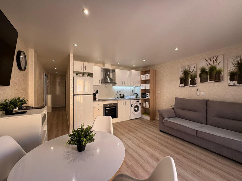 1 bedroom Apartment for sale