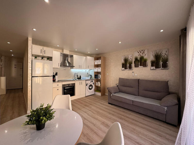 1 bedroom Apartment for sale