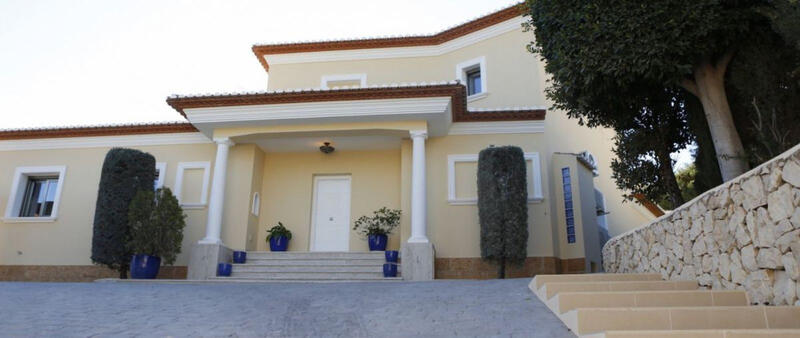 Villa en venta en Benissa, Alicante