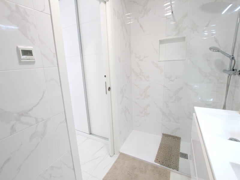 3 спальная комната вилла продается