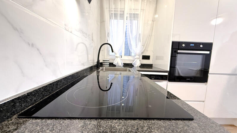 2 slaapkamer Appartement Te koop