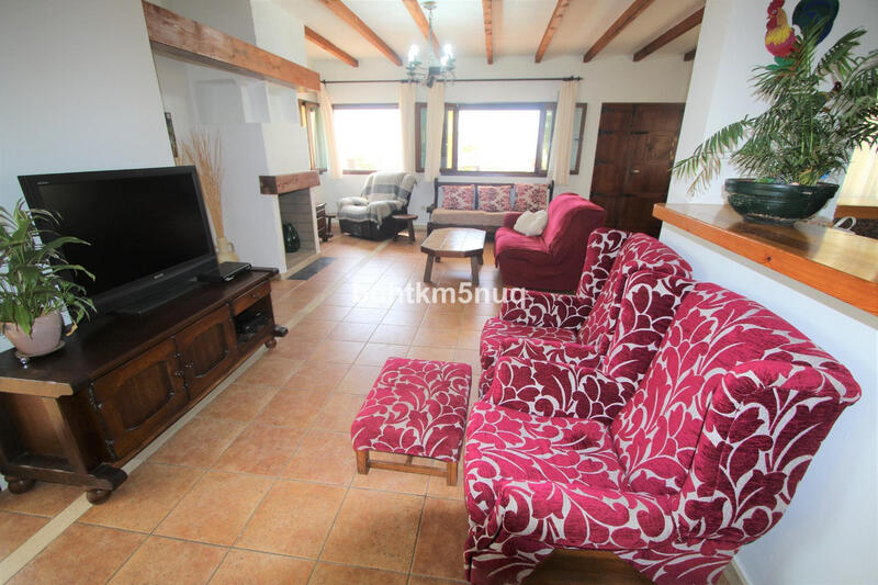 4 Cuarto Villa en venta