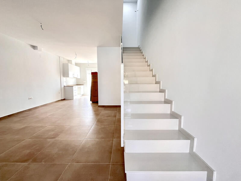 3 Schlafzimmer Stadthaus zu verkaufen