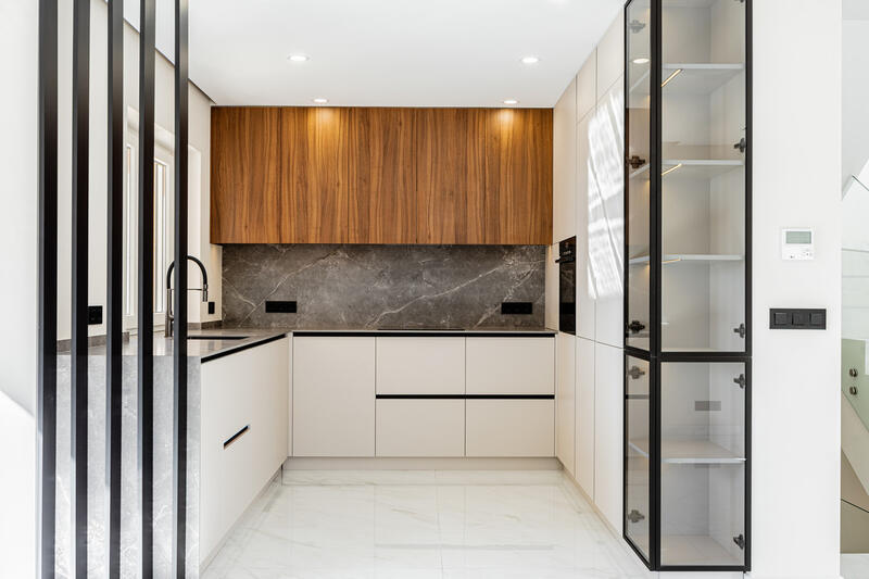 4 Cuarto Villa en venta