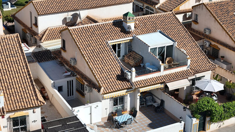 Villa for sale in La Zenia, Alicante