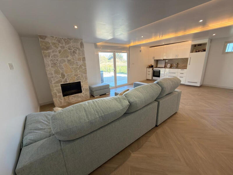 2 soveværelse Landsted til salg