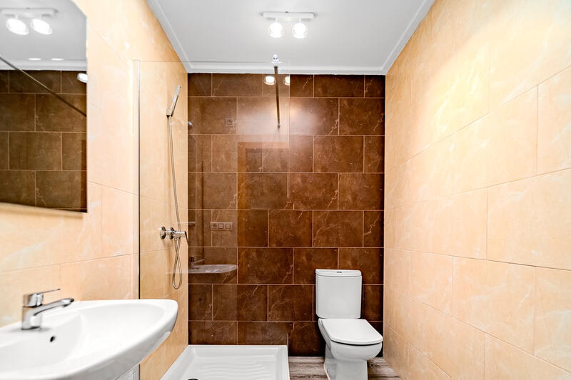 3 slaapkamer Gezinswoning Te koop 3 slaapkamer Gezinswoning Te koop