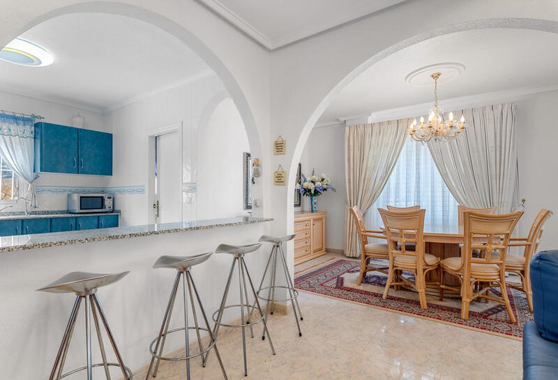 7 Cuarto Villa en venta