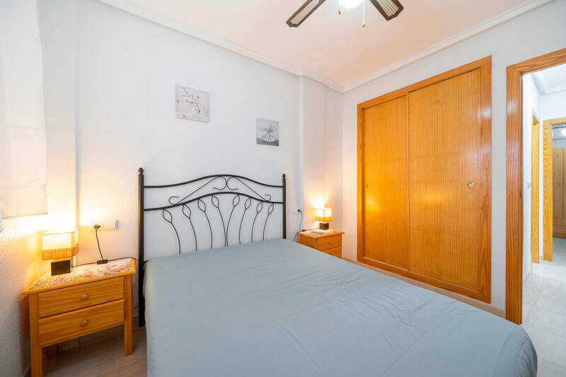 2 slaapkamer Gezinswoning Te koop