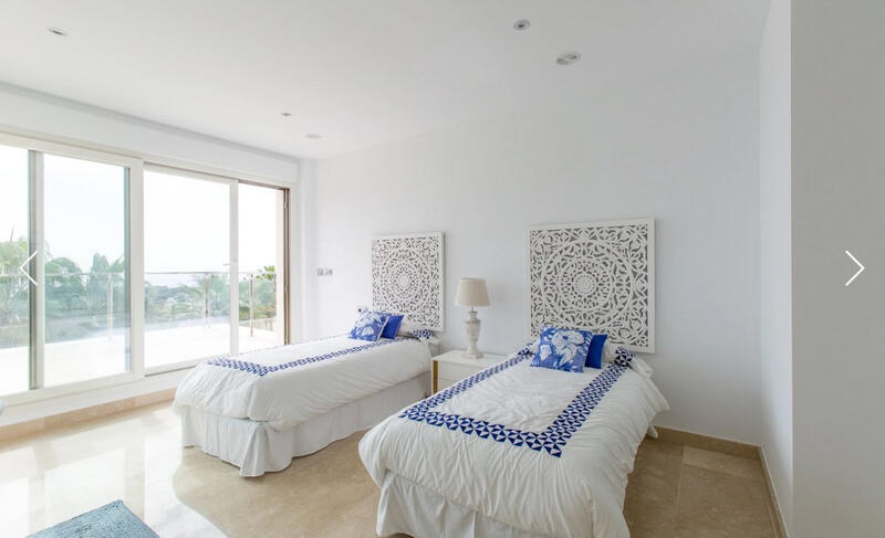 4 slaapkamer Villa Te koop